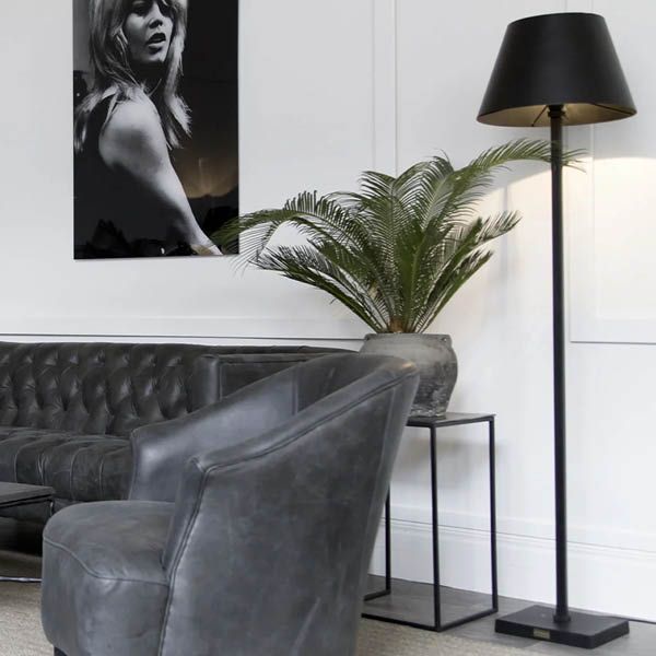 GRAZ Gulvlampe Matt Svart - Artwood