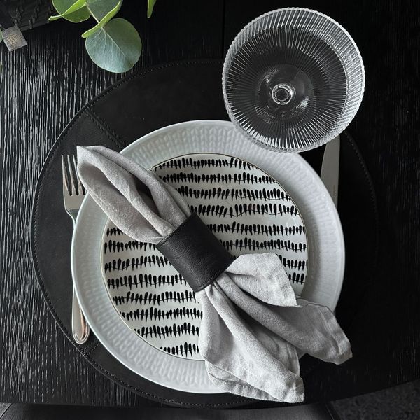 Nero Rund Bordbrikke Svart - Artwood