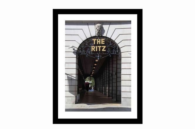 Hovedbilde Entrance of The Ritz – ...