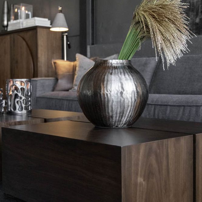 Hovedbilde Armando metallvase i sort ...